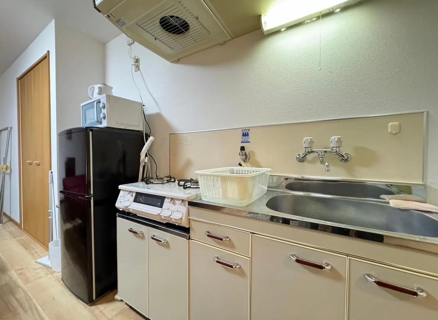 マルチステイ大阪天保山23 Apartment 0*, Osaka